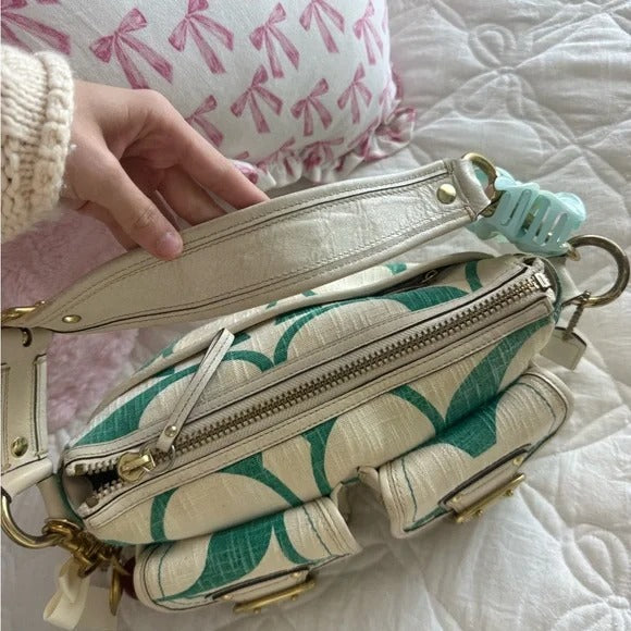 💚 Y2K Coach Legacy Mandy Green Signature Shoulder Bag (Special Edition) 💚