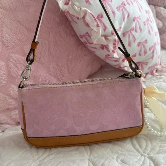 💖 Y2K Coach Pink Demi Shoulder Purse/Bag 💖