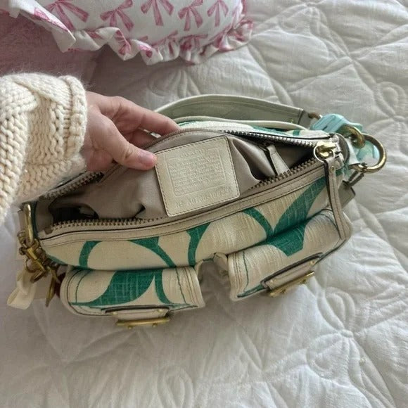 💚 Y2K Coach Legacy Mandy Green Signature Shoulder Bag (Special Edition) 💚