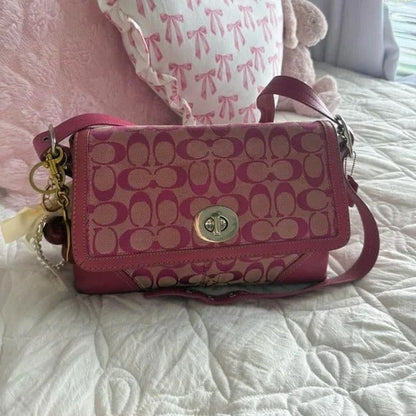 💖 Y2K Coach Barbie Pink Hampton Monogram Shoulder Bag 💖