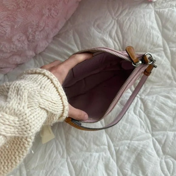 💖 Y2K Coach Pink Demi Shoulder Purse/Bag 💖